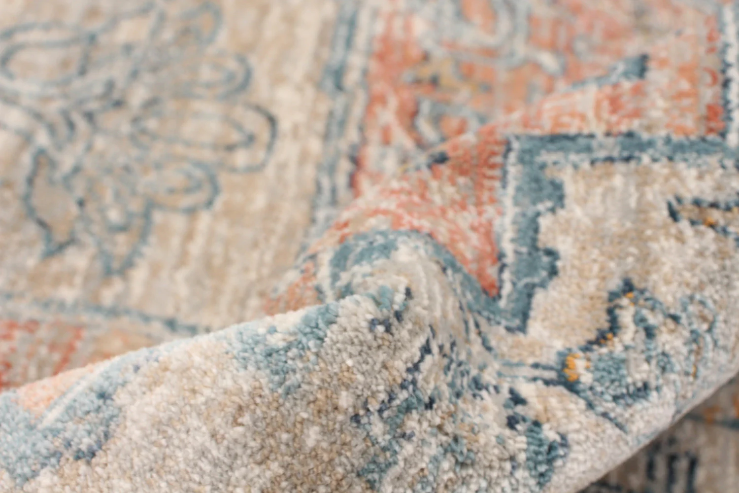 1011-baina-heriz-beige-area-rug-5-3-x-6-7--7.webp Baina Heriz Beige Area Rug - 5'3" x 6'7"