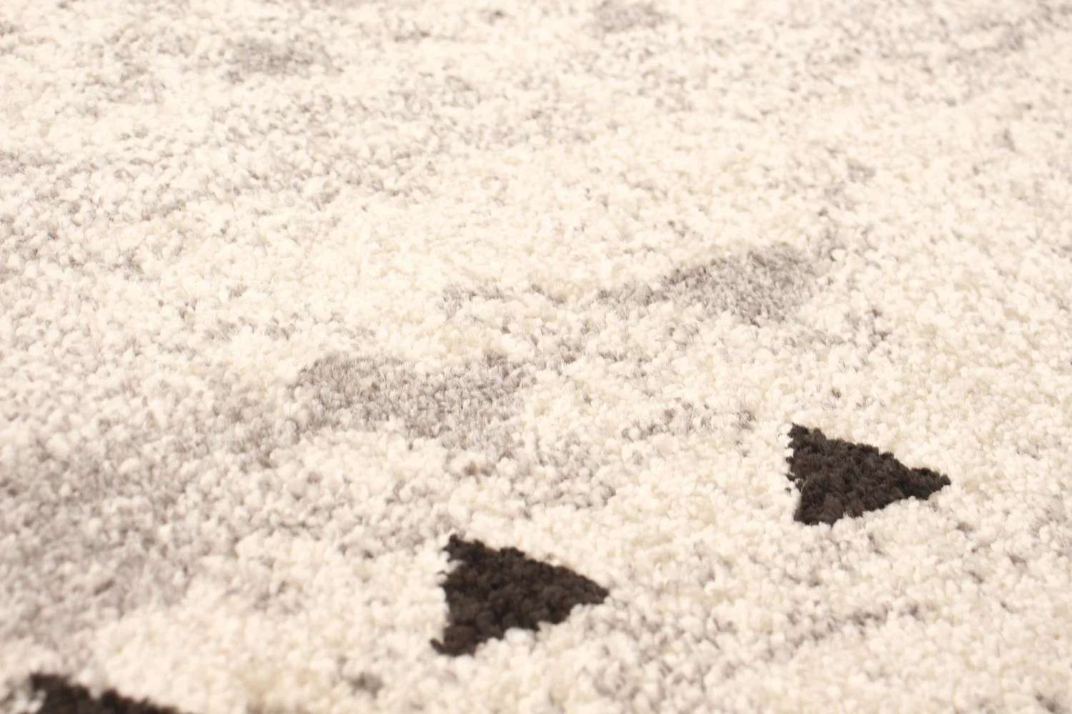 1031-raja-ivory-red-area-rug-7-10-x-10-2--5.webp Raja Ivory-Red Area Rug - 7'10" x 10'2"