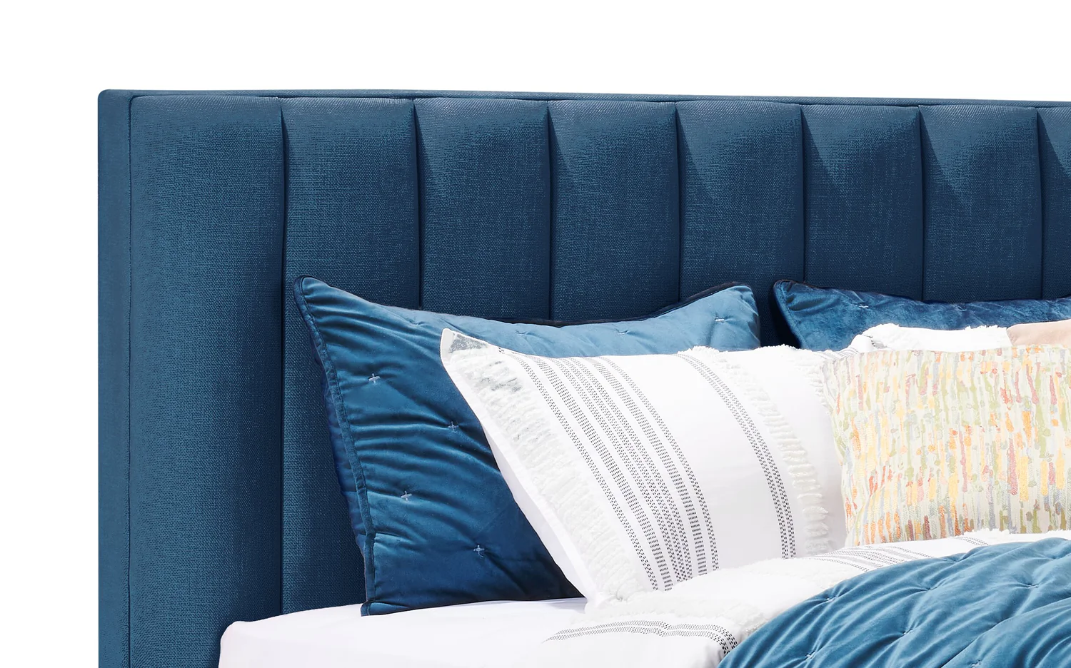 Kort & Co. Rain Upholstered Platform Bed in Blue Fabric, Tufted - Queen Size