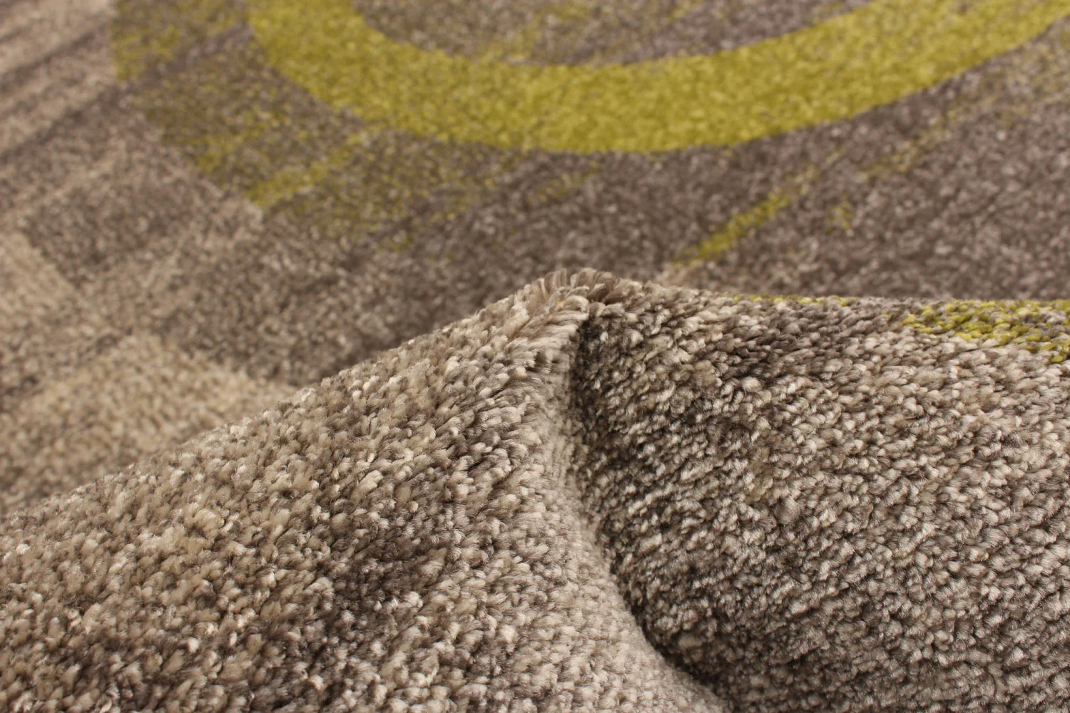 1505-korra-ivory-green-6-7-x-9-6-area-rug-7.webp Korra Ivory / Green 6'7" x 9'6" Area Rug