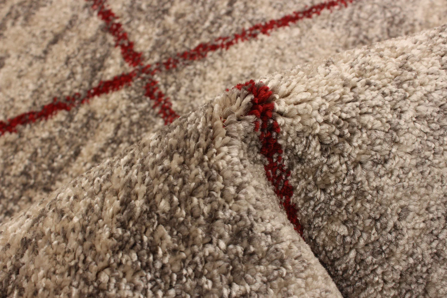 1604-grande-ivory-red-3-11-x-5-7-area-rug-7.webp Grande Ivory/Red 3'11" X 5'7" Area Rug