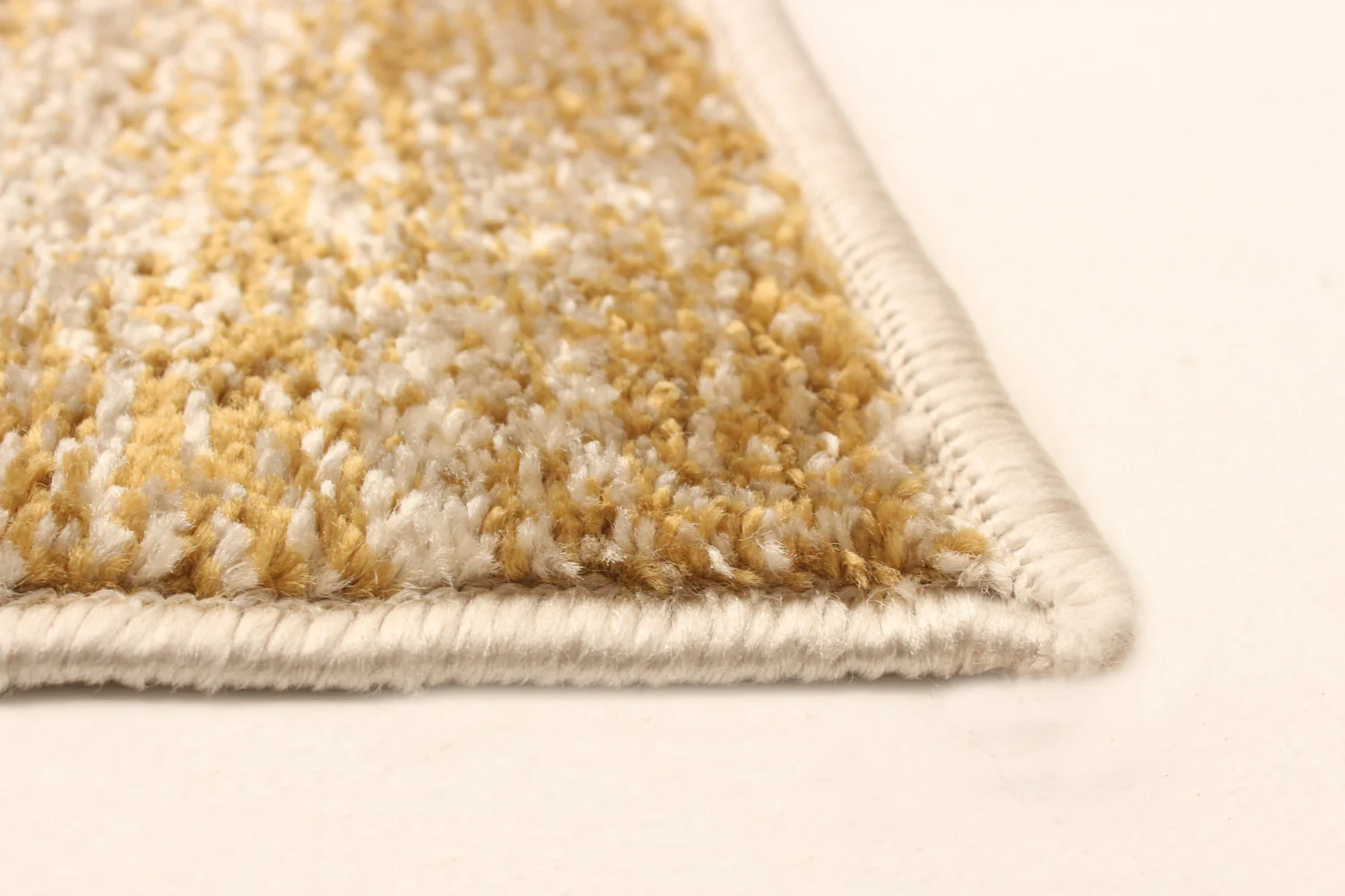 1606-grande-ivory-gold-7-10-x-10-2-area-rug-5.webp Grande Ivory/Gold 7'10" X 10'2" Area Rug