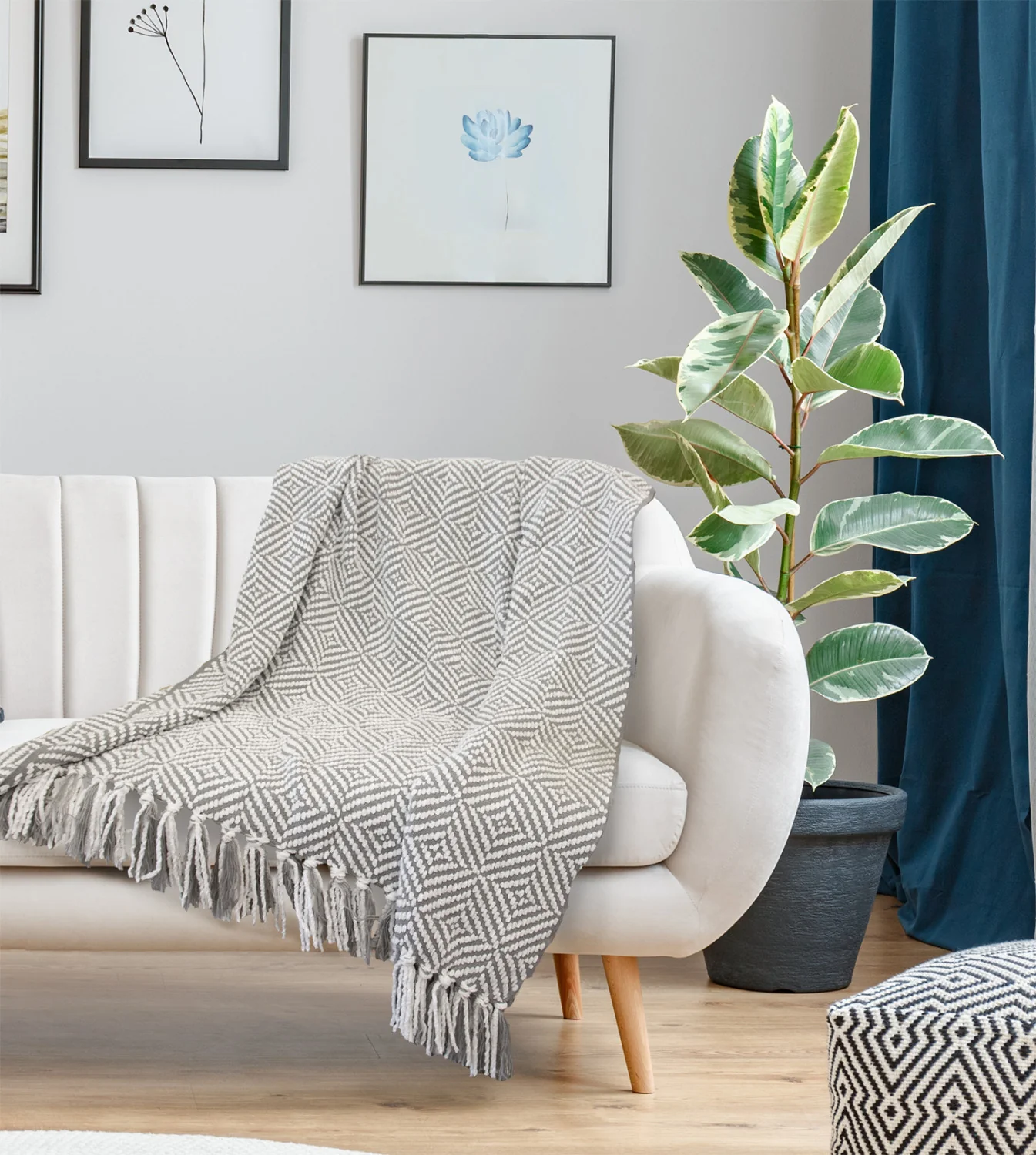 Amadora Throw 50x60" Multi