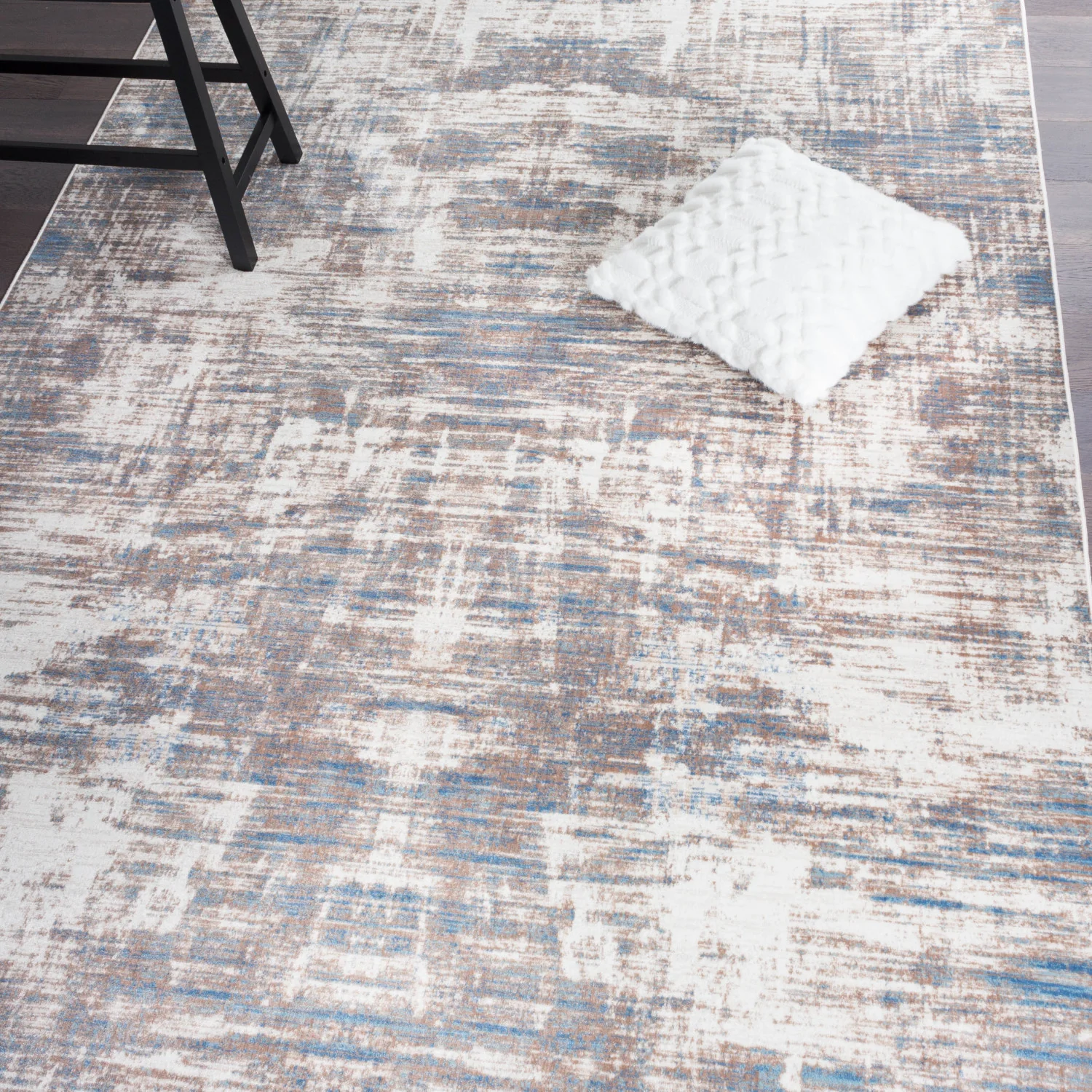 2077-shi-abstract-blue-4x6-area-rug-3.webp Shi Abstract Blue 4x6 Area Rug