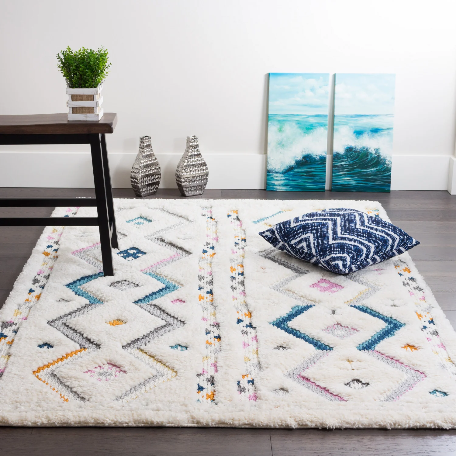 Lola Chevron 5x8 Area Rug