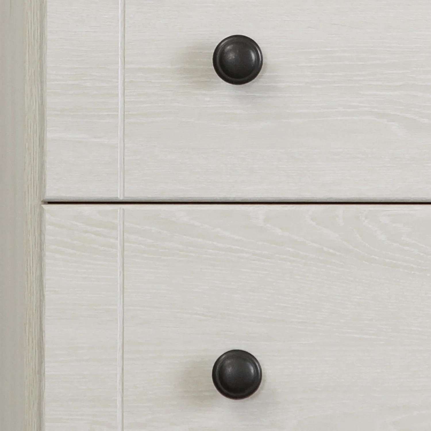 Avilla 5-Drawer Chest - Winter Oak