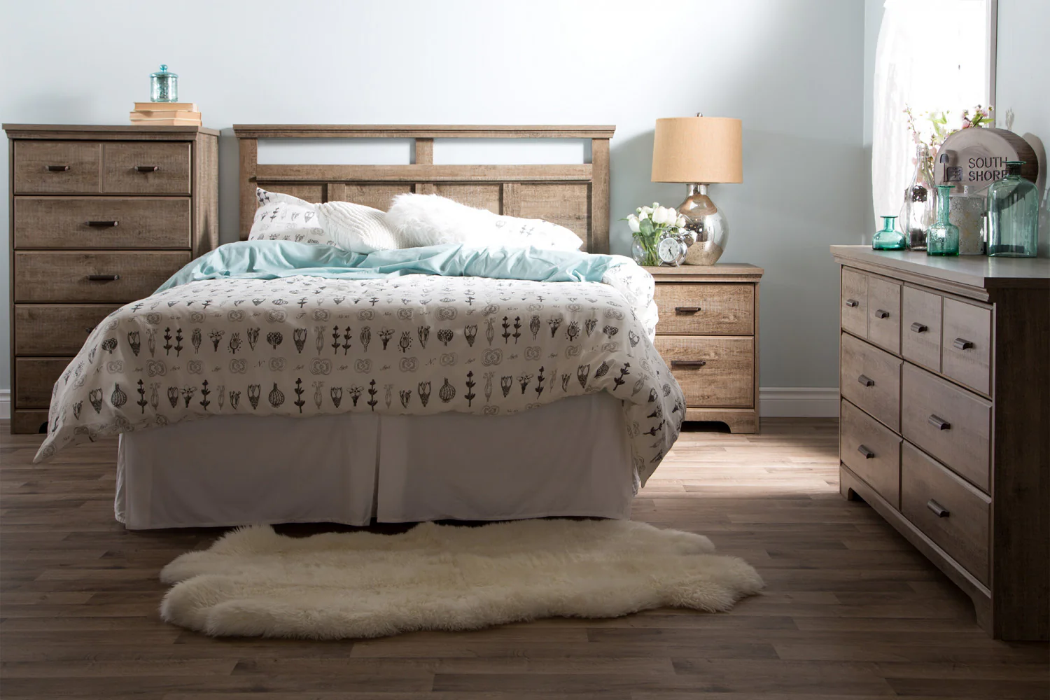 Versa Full/Queen Headboard - Weathered Oak