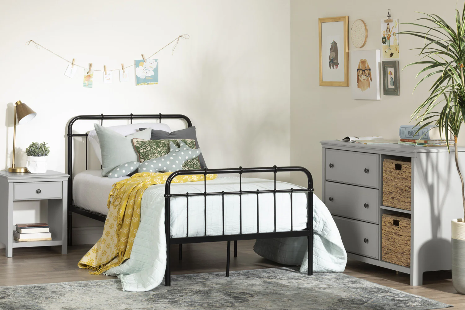 Cotton Candy Twin Metal Complete Bed - Pure Black
