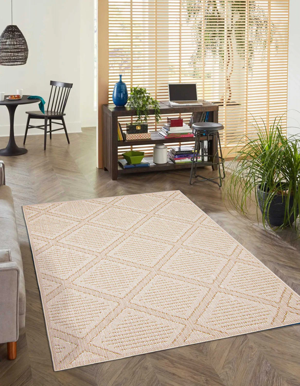 2470-xantha-taupe-area-rug-4-0-x-6-0--2.webp Xantha Taupe Area Rug - 4'0" x 6'0"