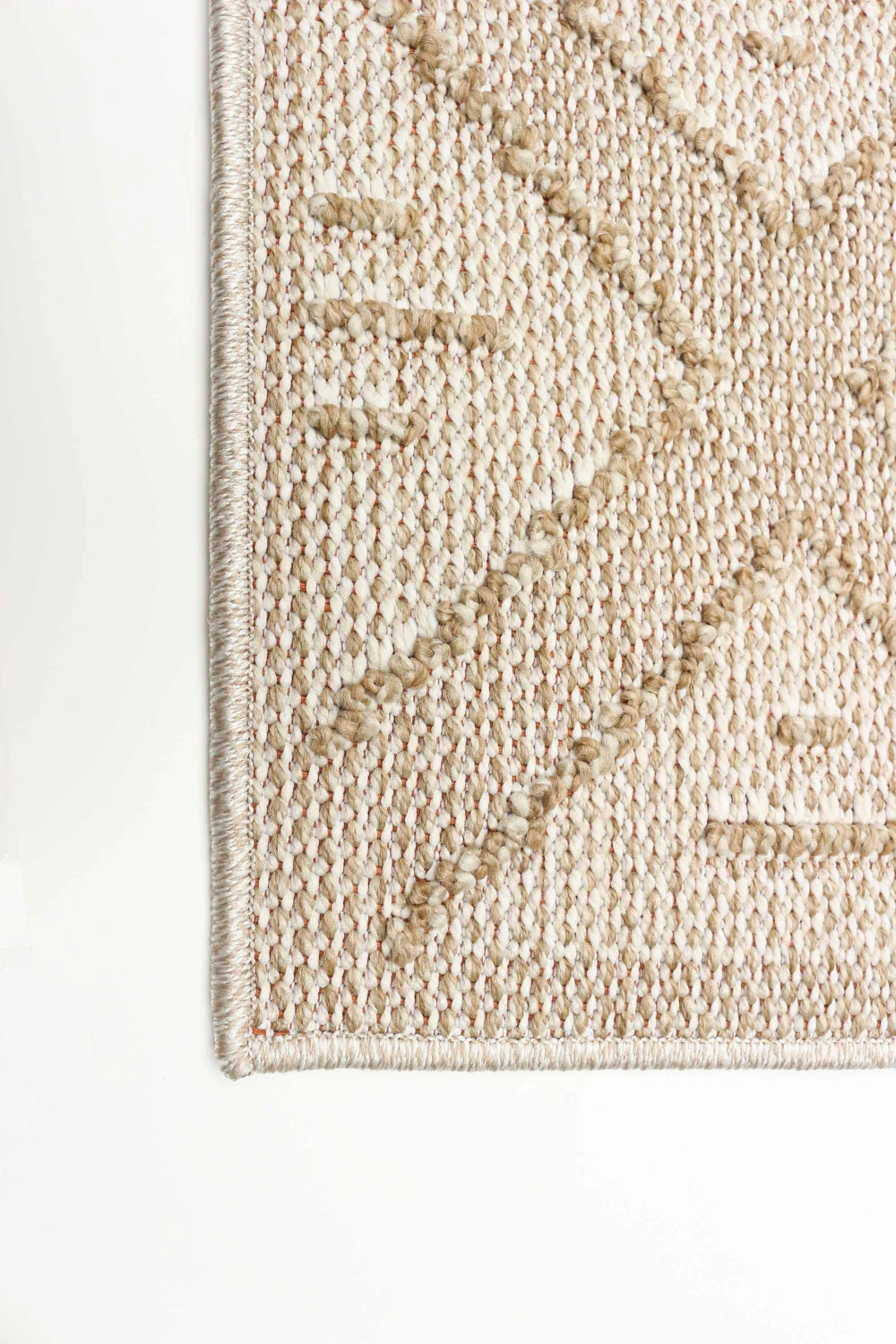 2470-xantha-taupe-area-rug-4-0-x-6-0--5.webp Xantha Taupe Area Rug - 4'0" x 6'0"