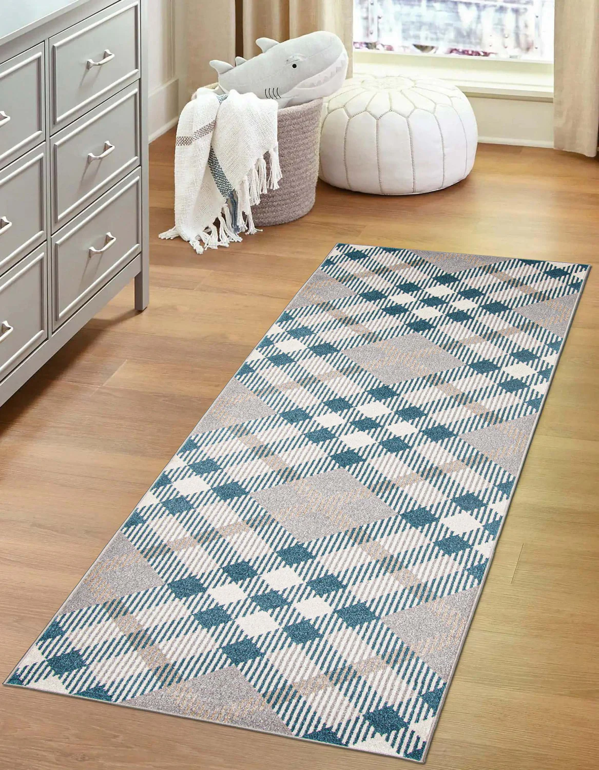 Kors Grey Machine Washable Area Rug - 2'6" x 8'0"