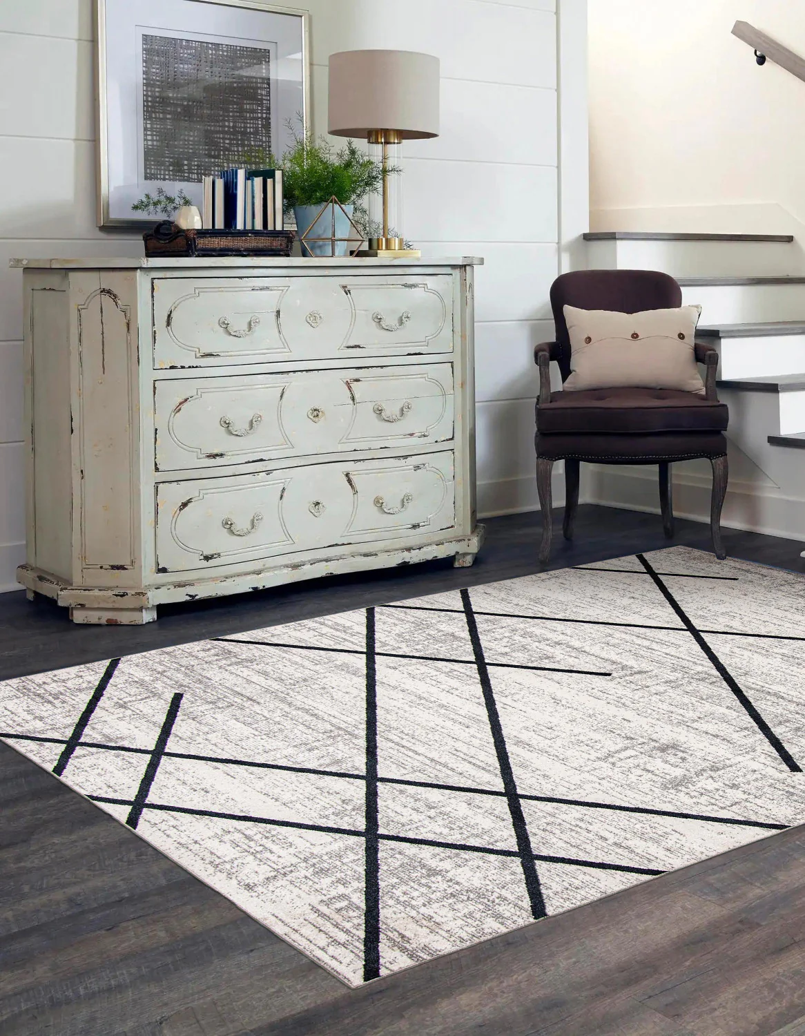 2538-damali-ivory-blue-machine-washable-area-rug-5-0-x-7-0--3.webp Damali Ivory/Blue Machine Washable Area Rug - 5'0" x 7'0"