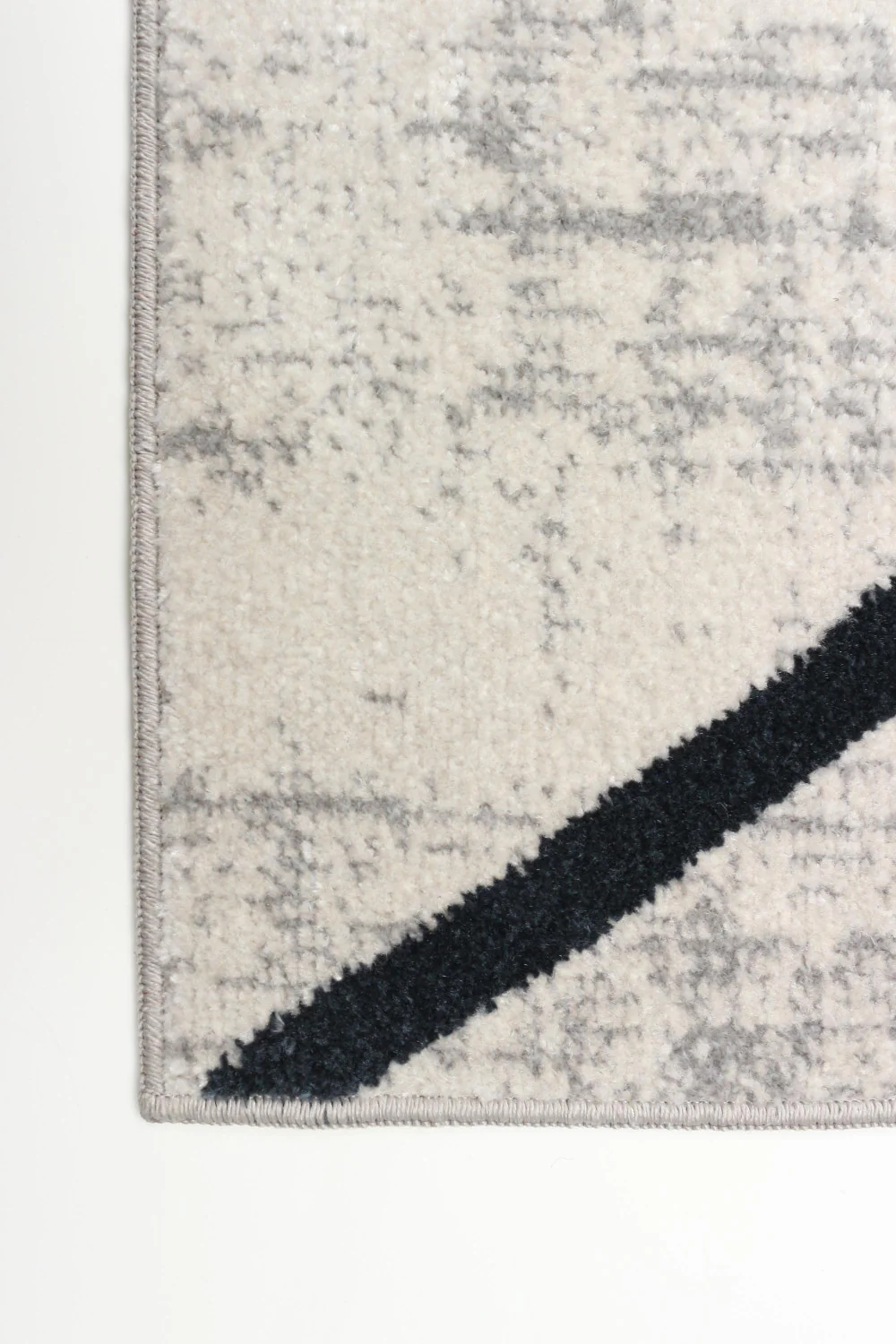 2538-damali-ivory-blue-machine-washable-area-rug-5-0-x-7-0--5.webp Damali Ivory/Blue Machine Washable Area Rug - 5'0" x 7'0"