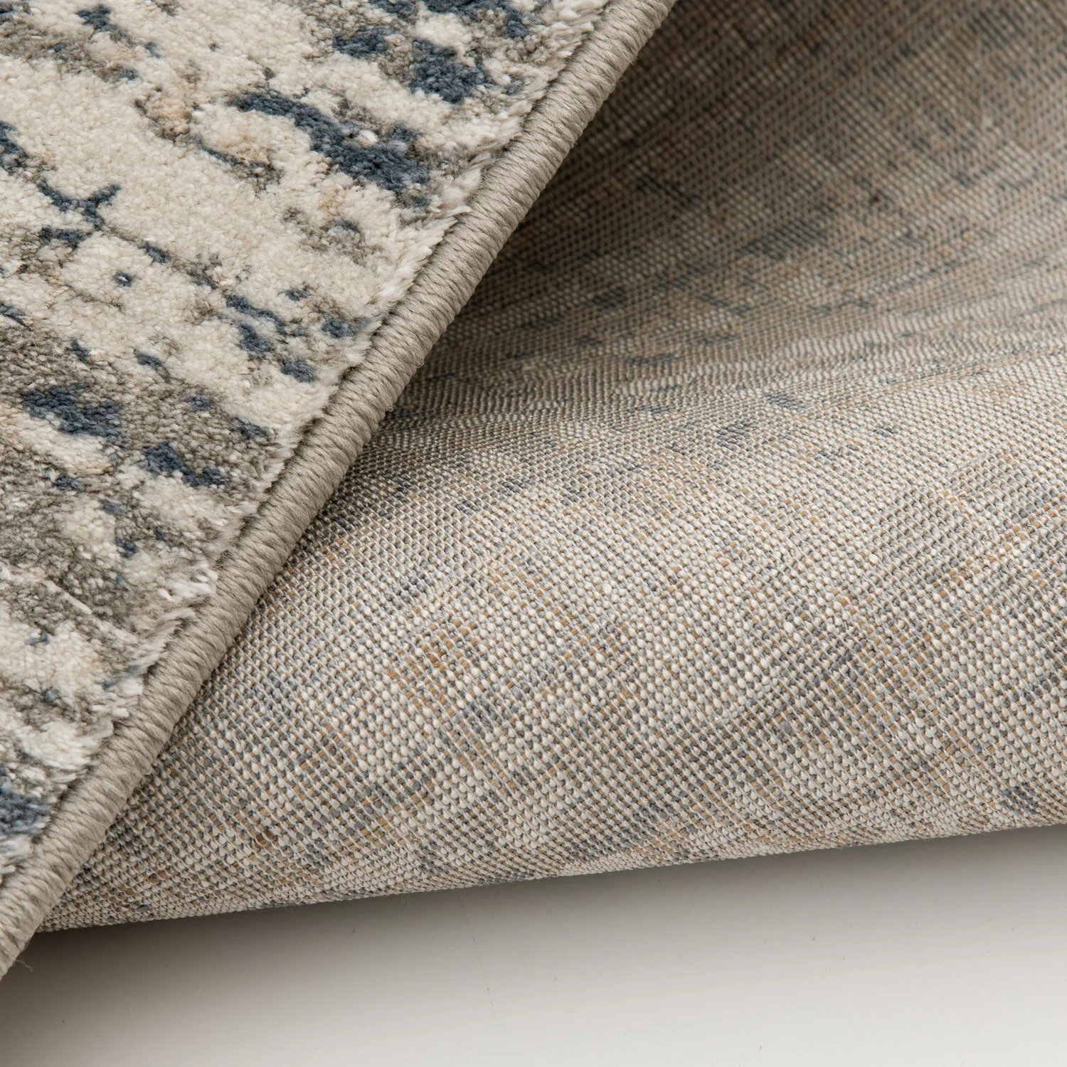 Amber Area Rug - 6'7" x 9'6"