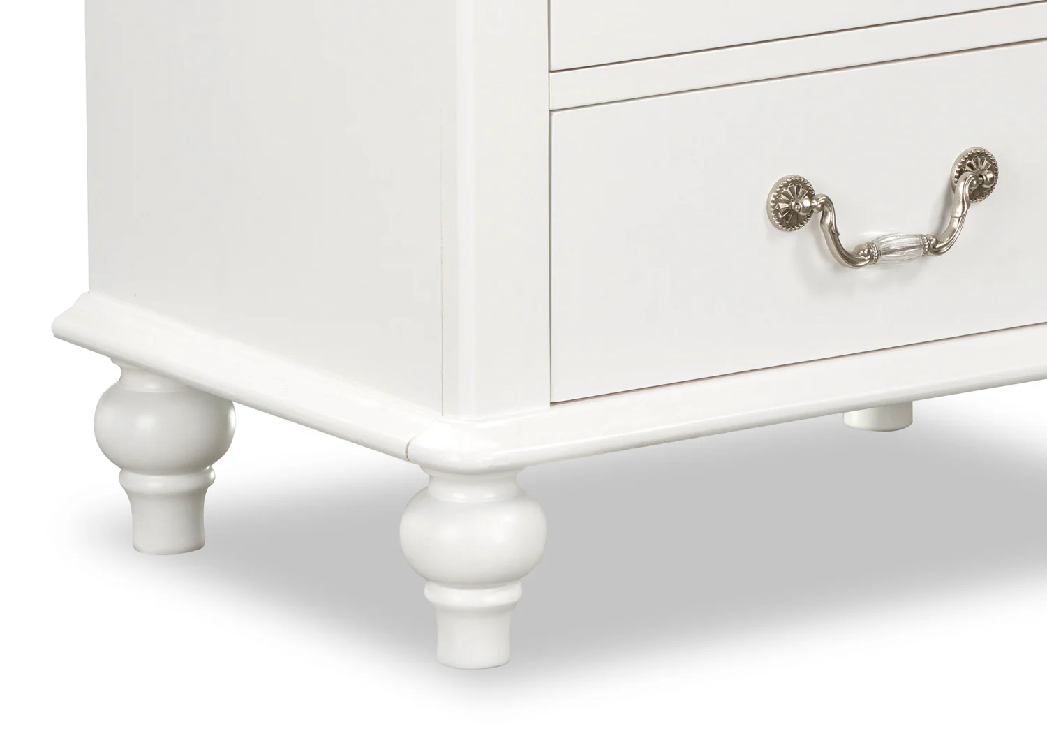 274-livy-3-drawer-nightstand-for-kids-24-w-white-5.webp Livy 3-Drawer Nightstand for Kids, 24"W - White