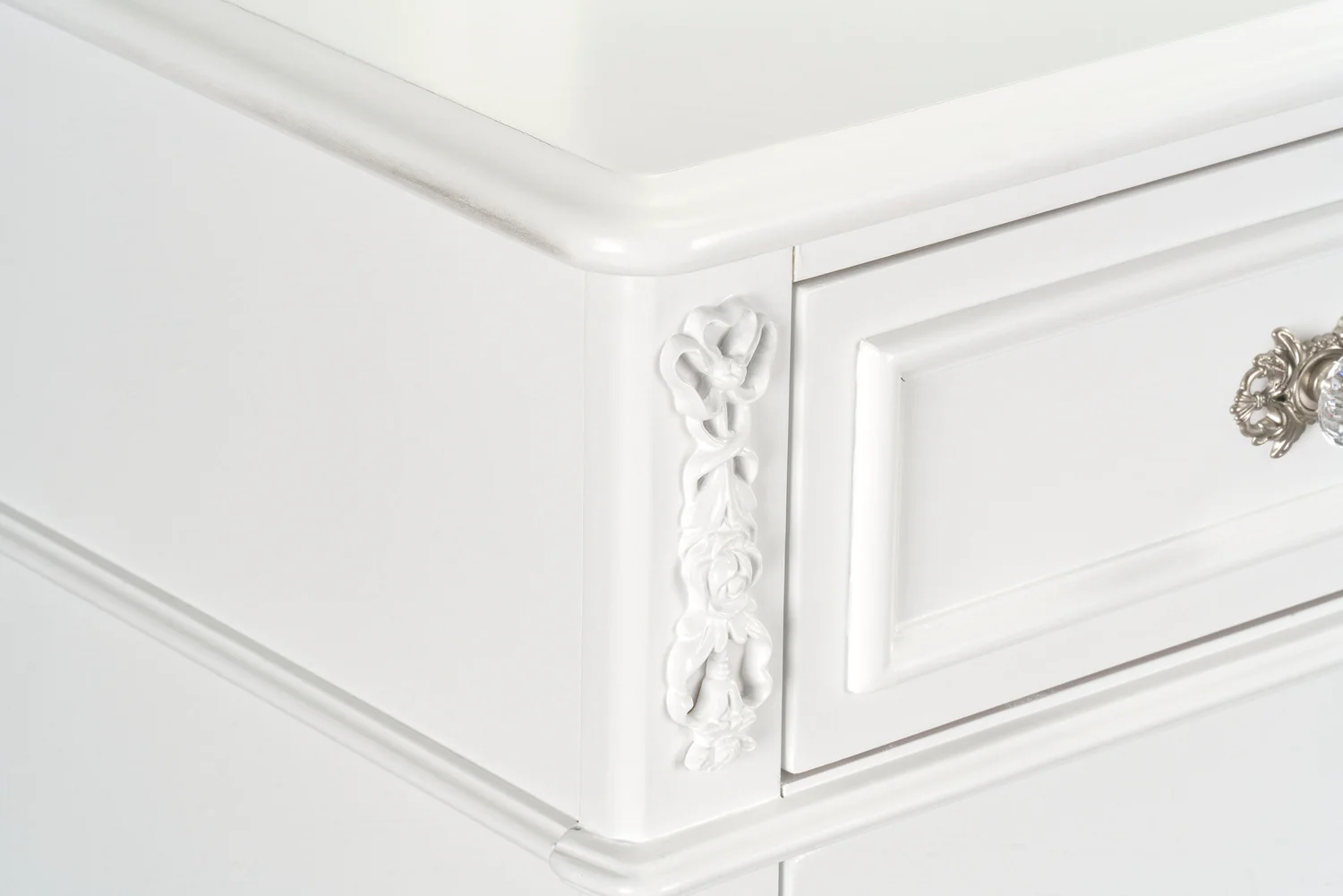 282-livy-7-drawer-dresser-for-kids-56-w-white-5.webp Livy 7-Drawer Dresser for Kids, 56"W - White