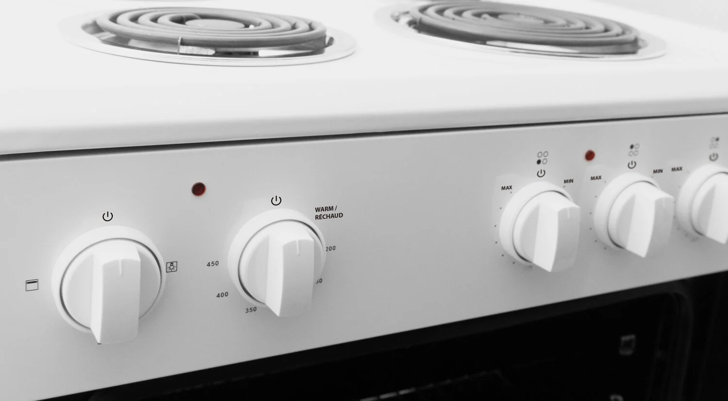 Danby 2.5 Cu. Ft. Electric Range With Compact 24" Width and 4 Burners - White - DERM240WC