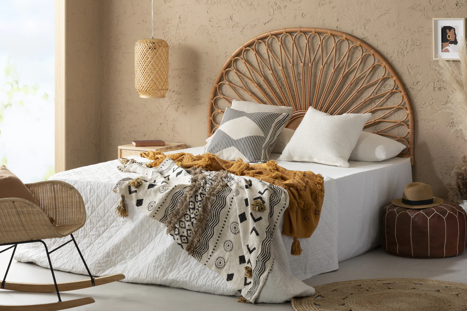 3114-balka-wall-mounted-headboard-delicate-flower--3.webp Balka Wall-Mounted Headboard - Delicate Flower