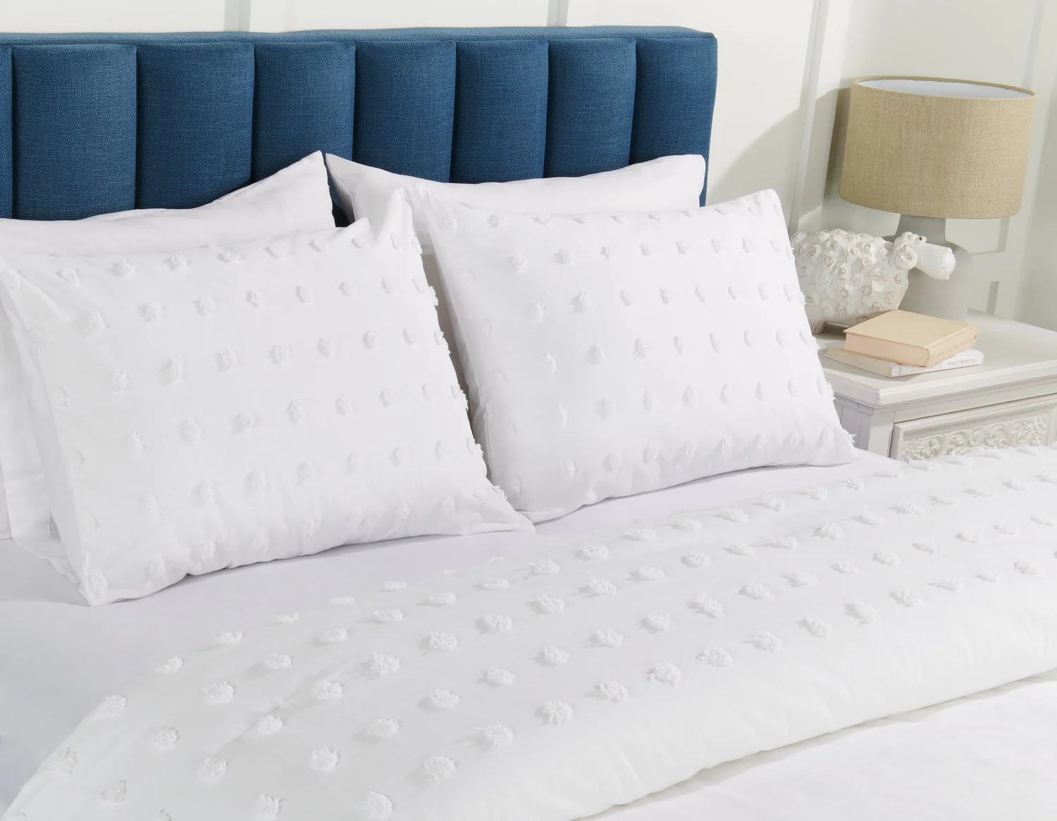 3202-rowan-3-piece-king-comforter-set-white-4.webp Rowan 3-Piece King Comforter Set - White