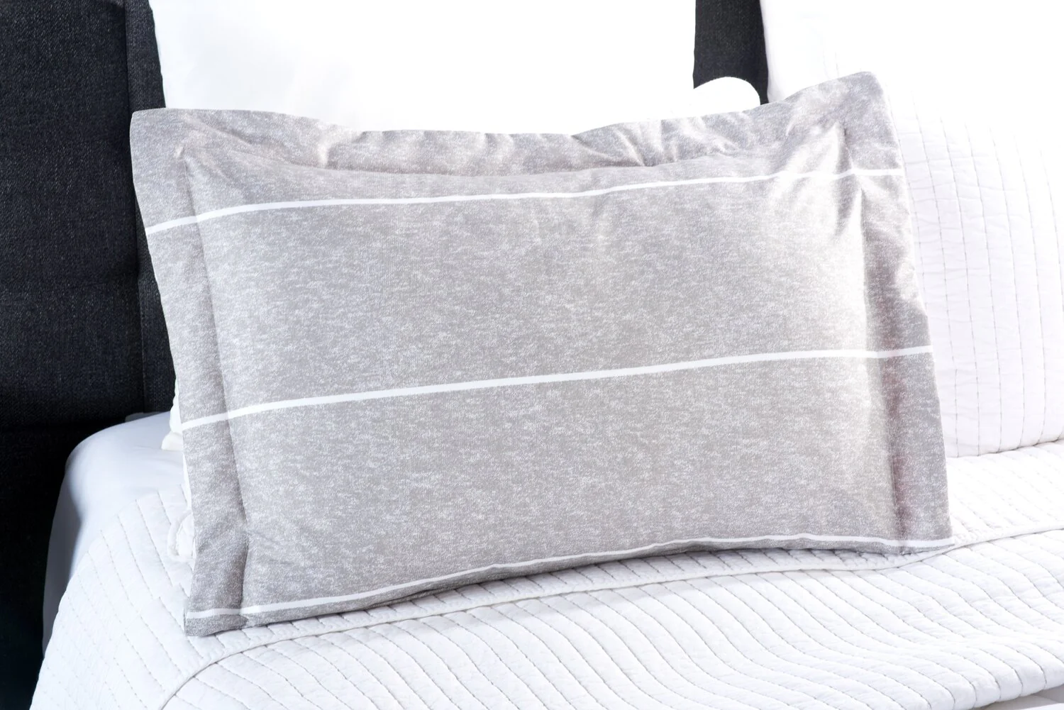 432-stripes-3-piece-full-queen-comforter-set-grey-7.webp Stripes 3-Piece Full/Queen Comforter Set - Grey