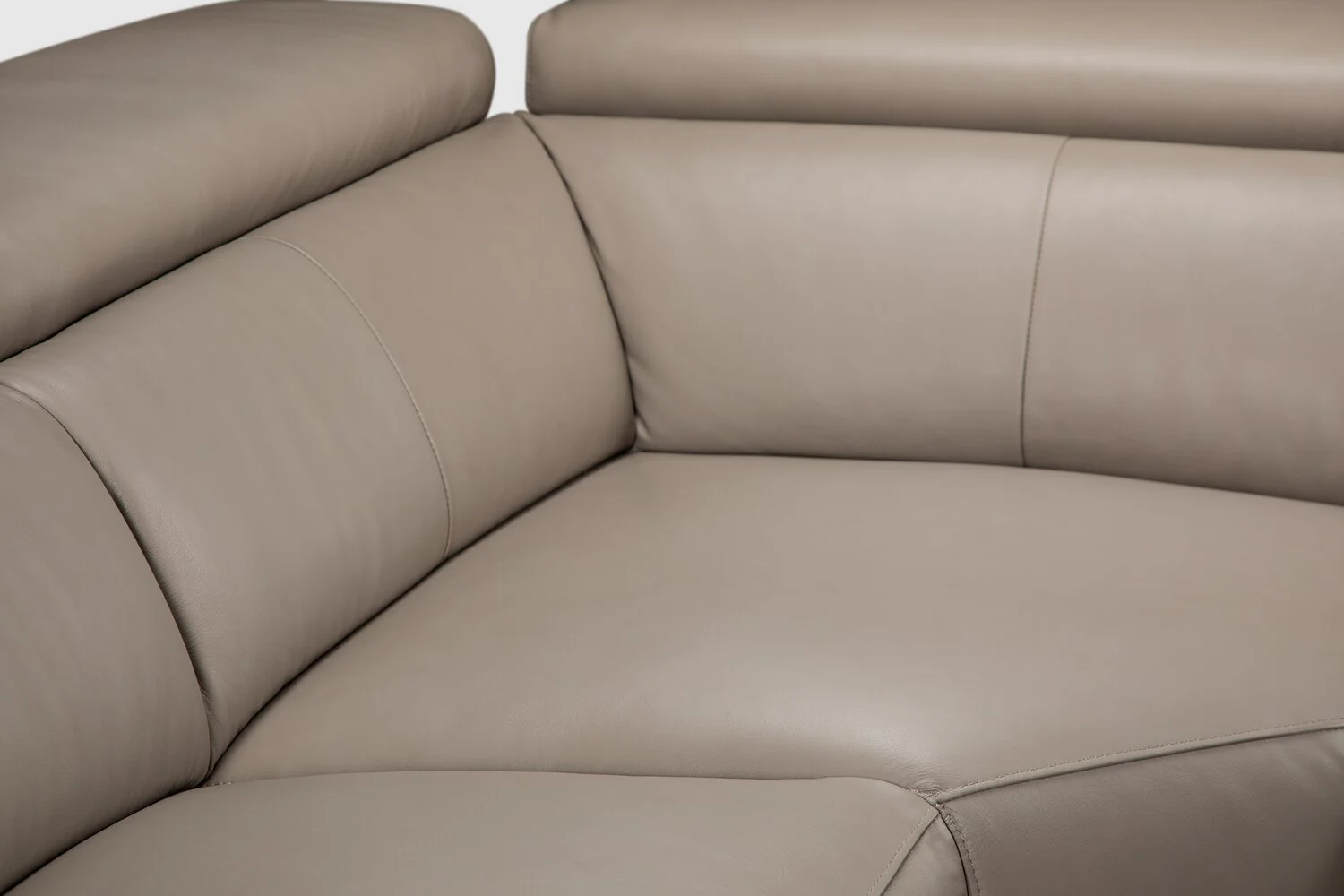 443-modella-5-piece-power-reclining-sectional-taupe-4.webp Modella 5-Piece Power Reclining Sectional - Taupe