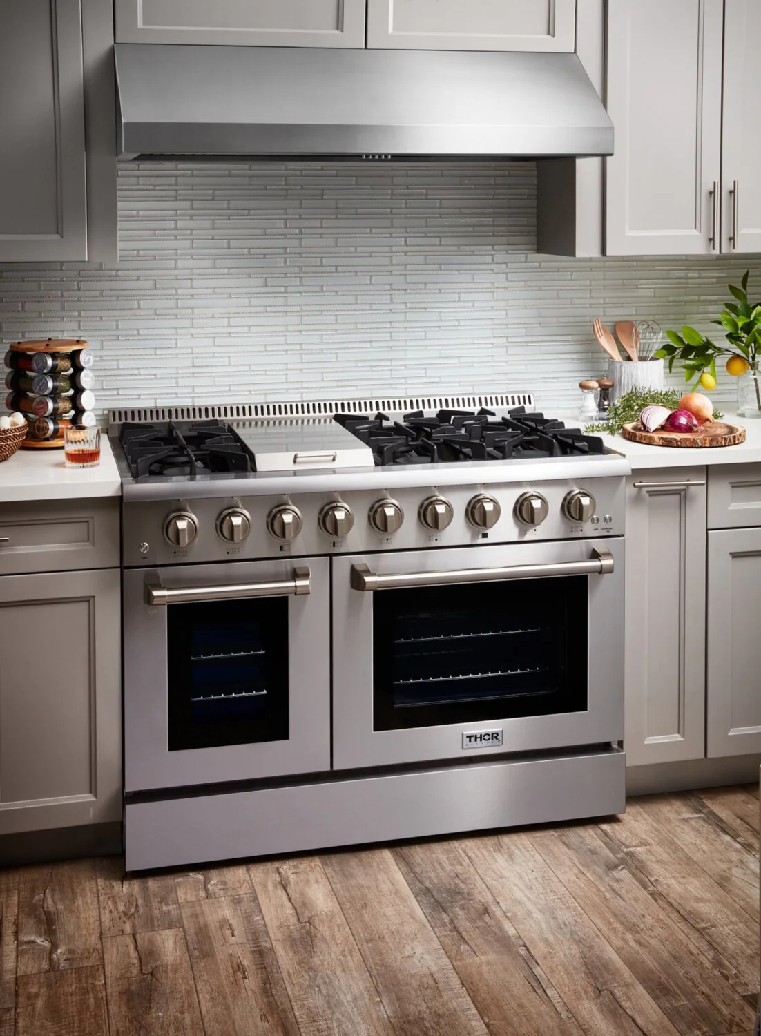Thor Kitchen 48" 1,200 CFM Wall-Mount Range Hood - TRH4806S-SS
