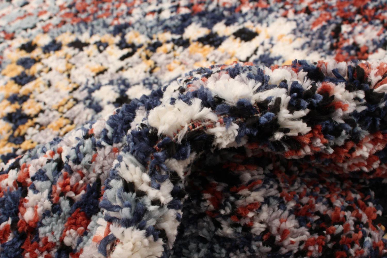 952-makondo-mosaique-blue-area-rug-8-0-x-10-0--7.webp Makondo Mosaique Blue Area Rug - 8'0" x 10'0"